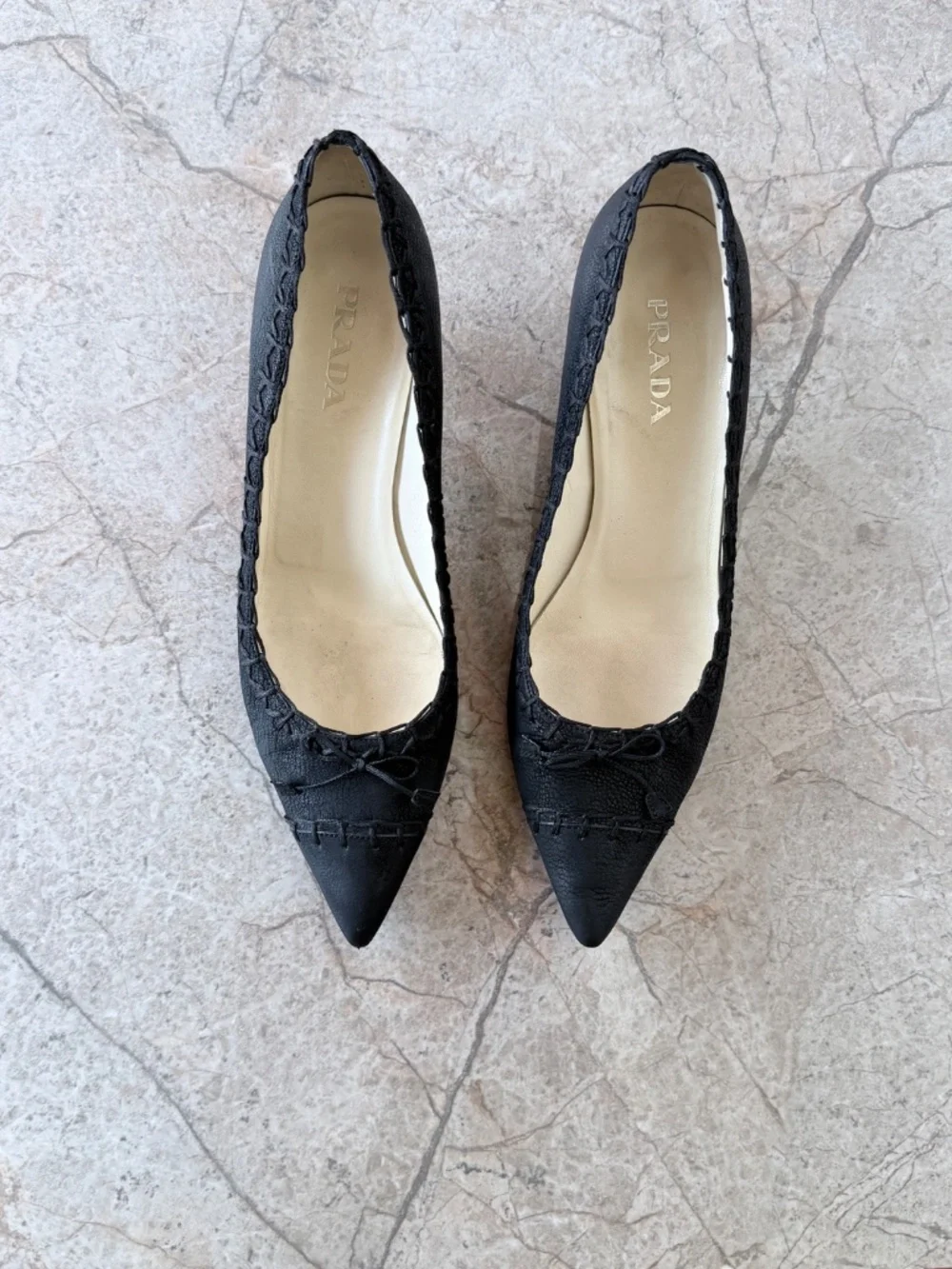 Prada Archival S/S 2003 Black Suede Whipstitch Bow Pointed Toe Kitten Heels
